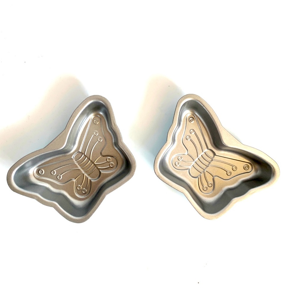 Set of Two New Sweet Butterfly Mini Cake Tins